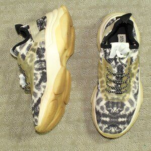 Steve Madden NY90 Myles Women's 6.5 Black White Platform Cloud Sneakers